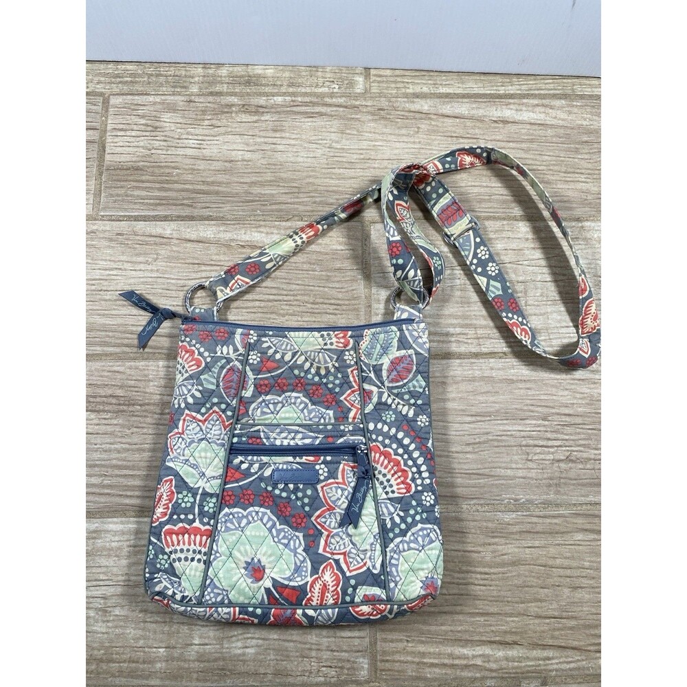 Vera Bradley Crossbody Bag Quilted Cotton Retired Floral Blue Red Zip Purse